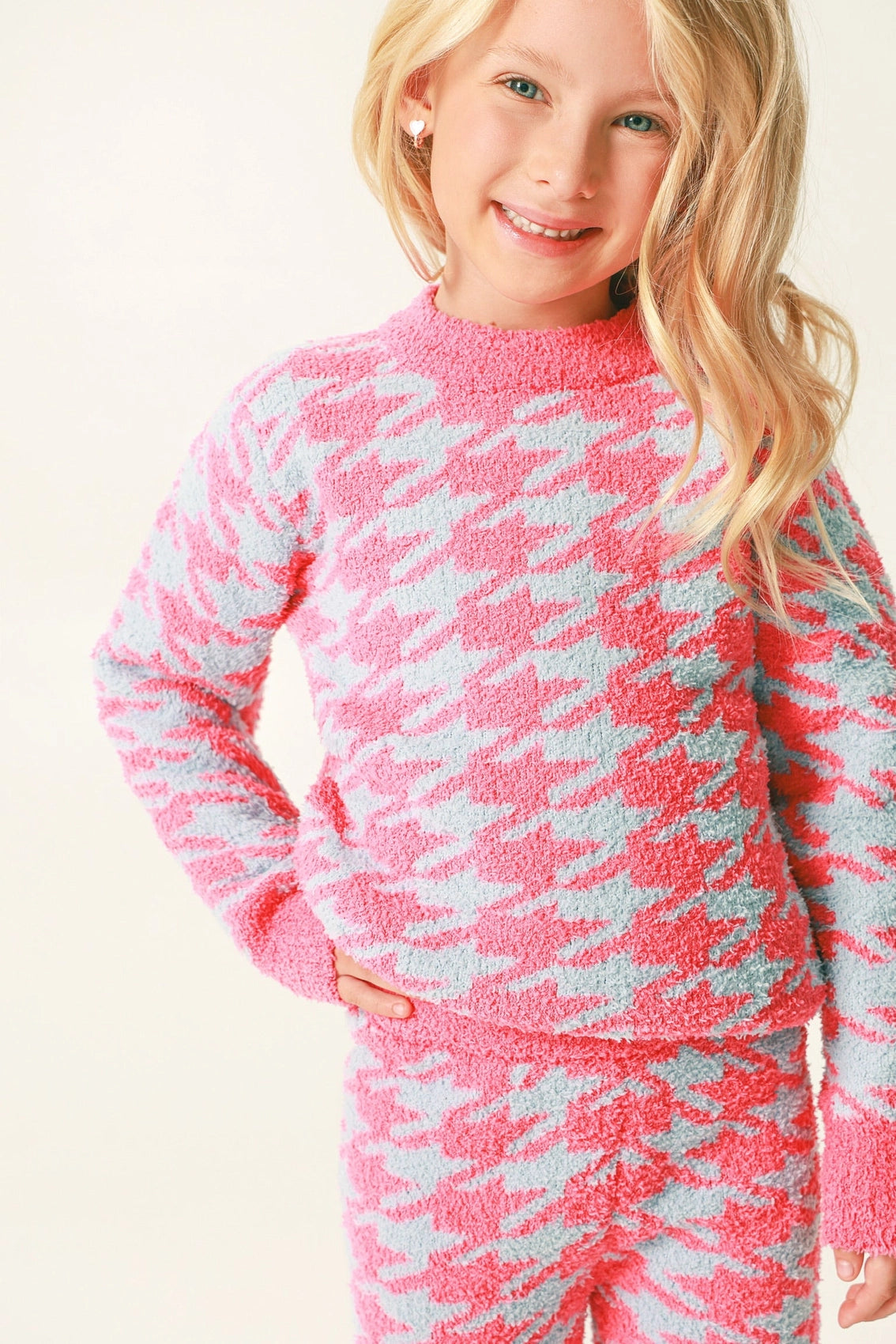 Fuzzy Houndstooth Set