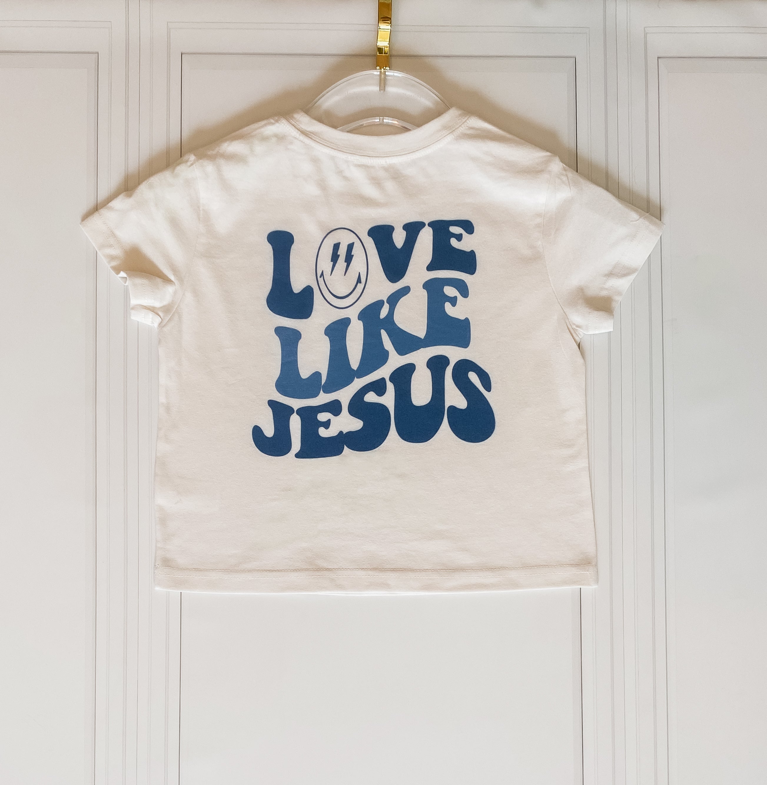 Love like Jesus Graphic Tee